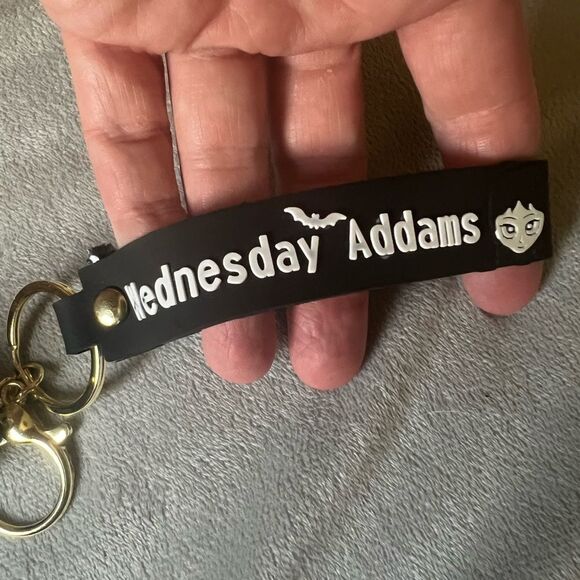 Wednesday Addams Character Keychain - Picture 4 of 5